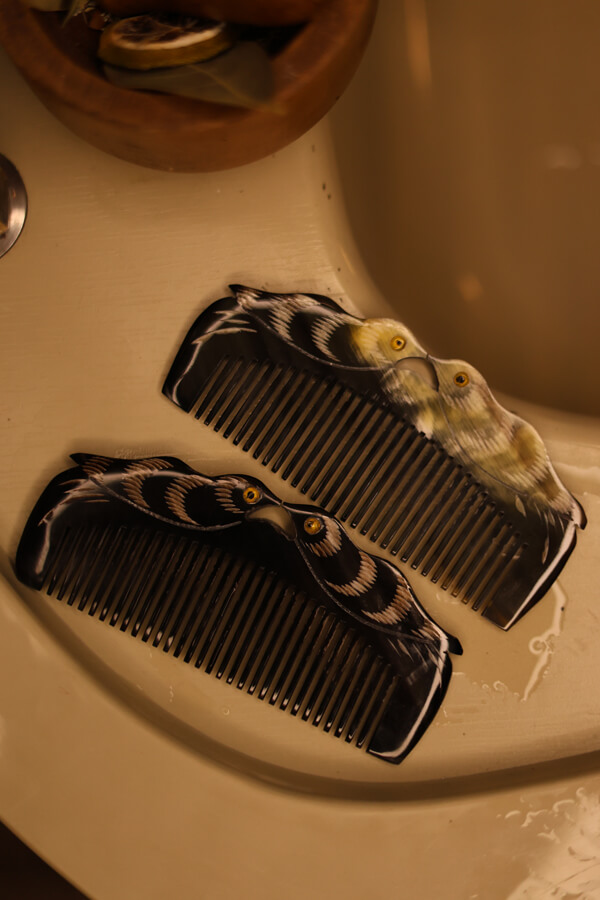 Heritage of Nature: Handmade Comb from Cow Horn Heritage of Nature: Handmade Comb from Cow Horn