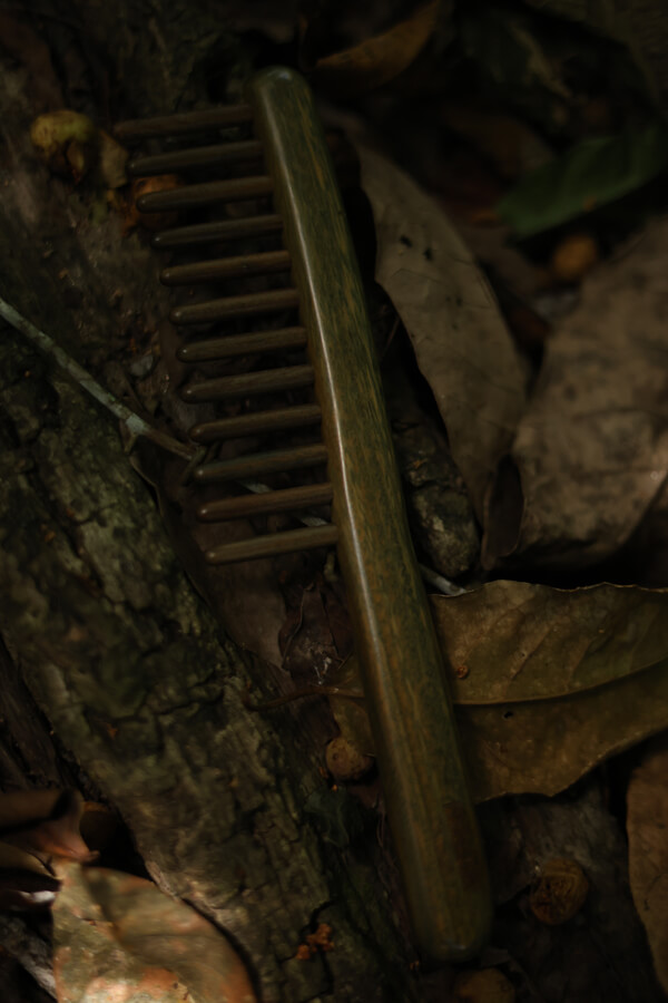 Mystic Sandalwood 12-Tooth Wooden Comb – Natural Meridian Massage & Hair Therapy Mystic Sandalwood 12-Tooth Wooden Comb – Natural Meridian Massage & Hair Therapy