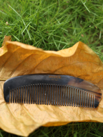 Mystic Therapy Cow Horn Comb - Natural and Economical Care - Medium Quality Mystic Therapy Cow Horn Comb - Natural and Economical Care - Medium Quality